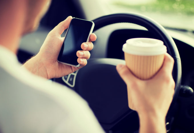 efforts to curtail distracted driving not working
