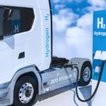 Truck refueling with compressed hydrogen