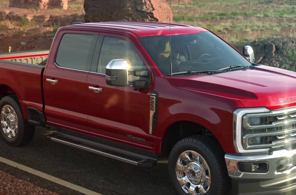 Smart Electronics on Ford Super Duty Pickups include Safety Tips from ‘Driving Coach’