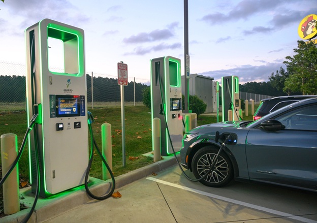 NEVI Funds Flow Again for EV Charging: What It Means for Fleets